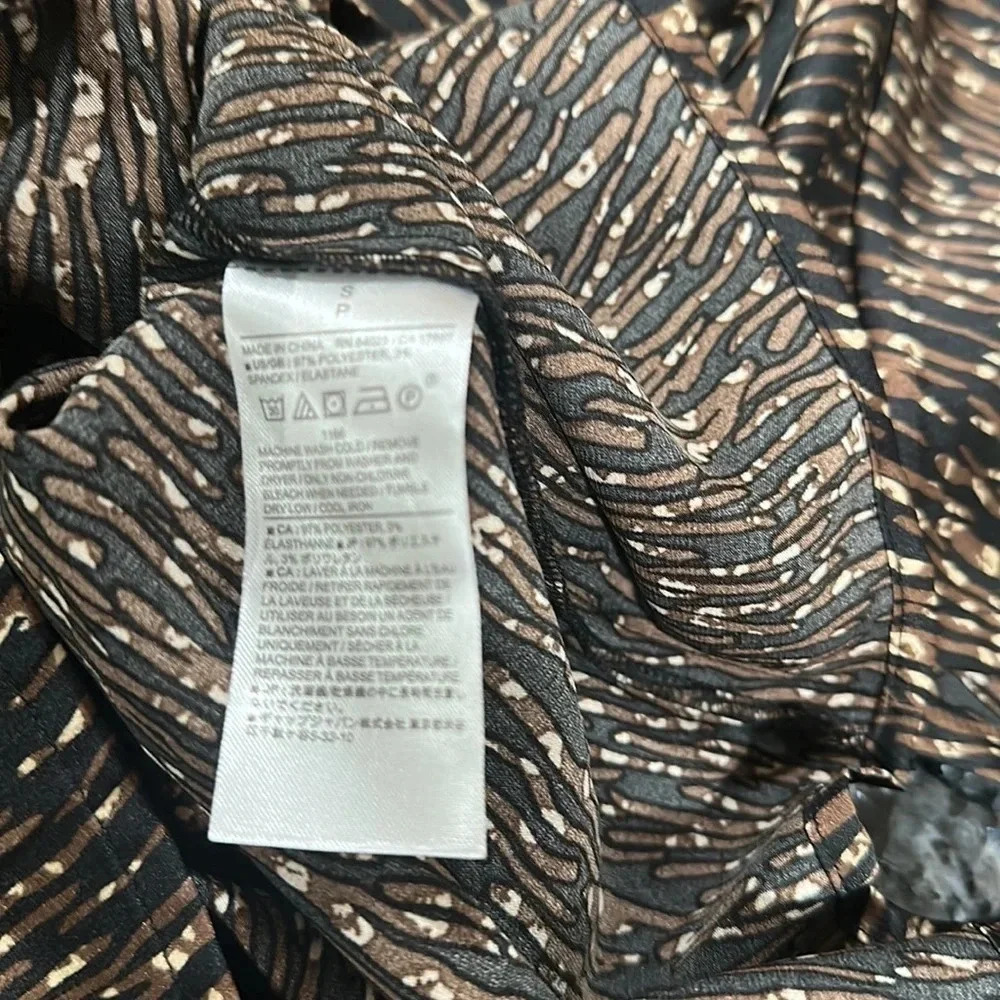 Banana Republic factory V-NECK DOLMAN TOP - Picture 7 of 7